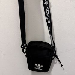 Adidas Men’s Crossbody Side Bag Satchel Fanny Back Pack 