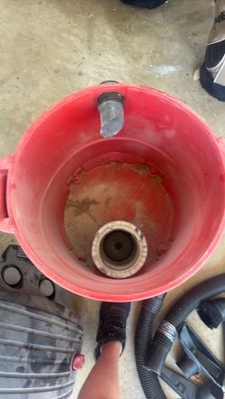 Used shop vac works really good