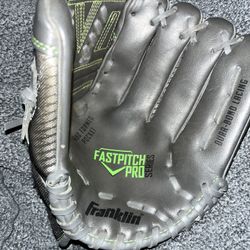 Franklin Softball Glove