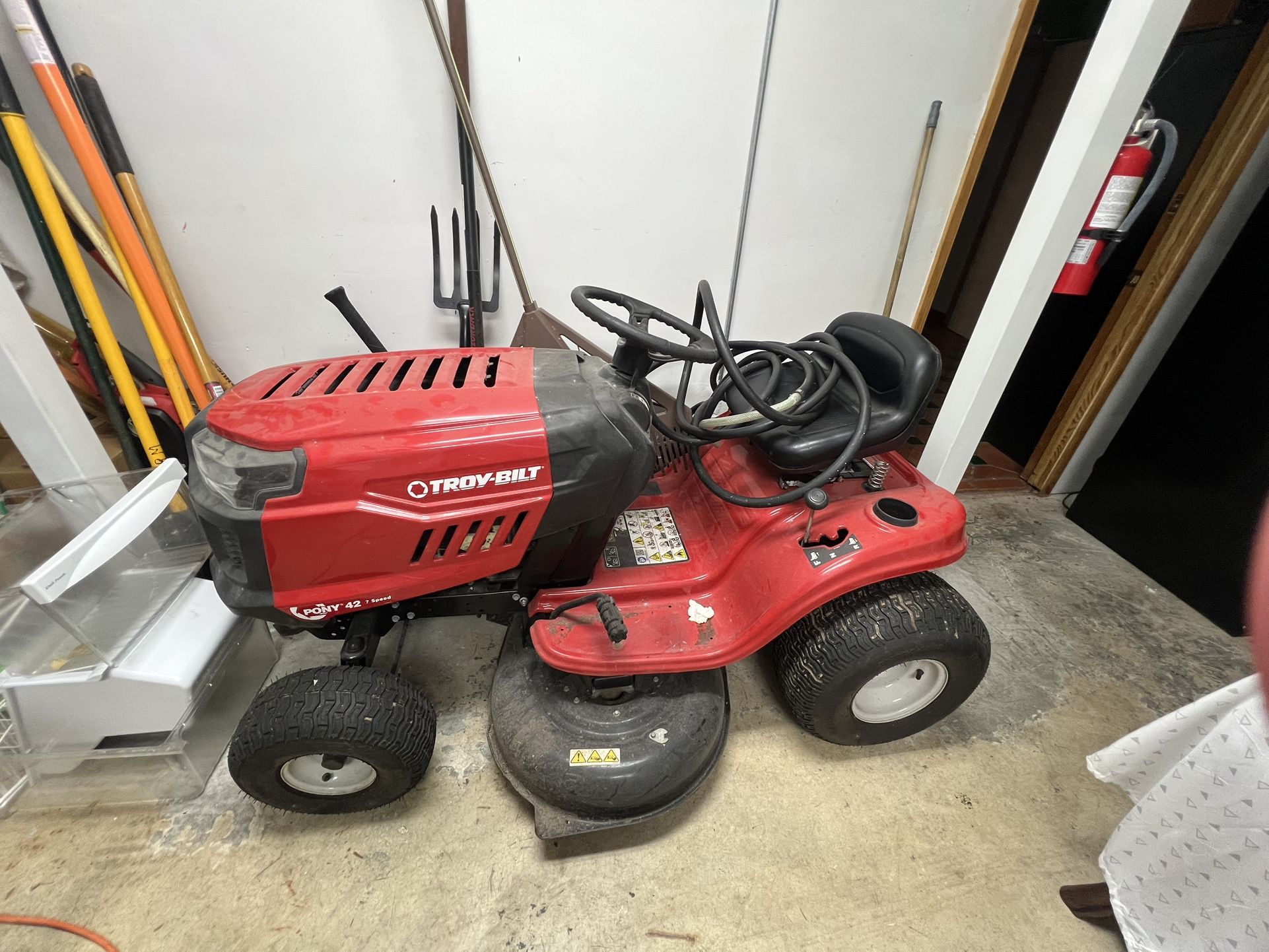 Troy-Bilt riding lawn mower