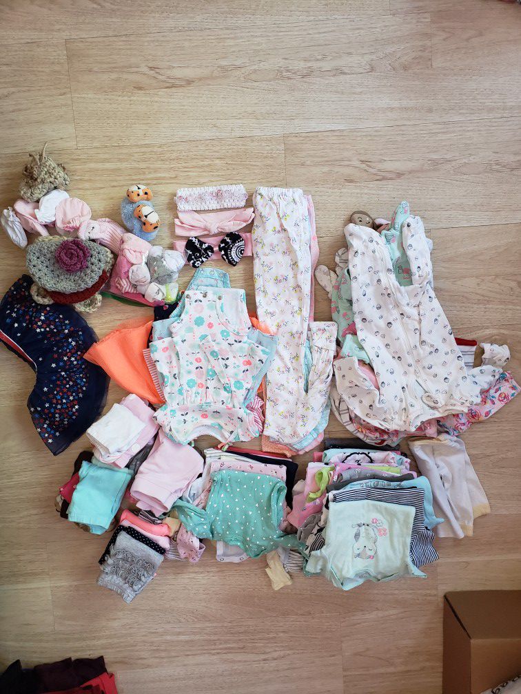 Newborn Girl Clothes & Accessories