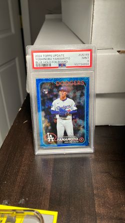 2024 Topps Update Yoshinobu Yamamoto Blue Holo FoilBoard RC /999
