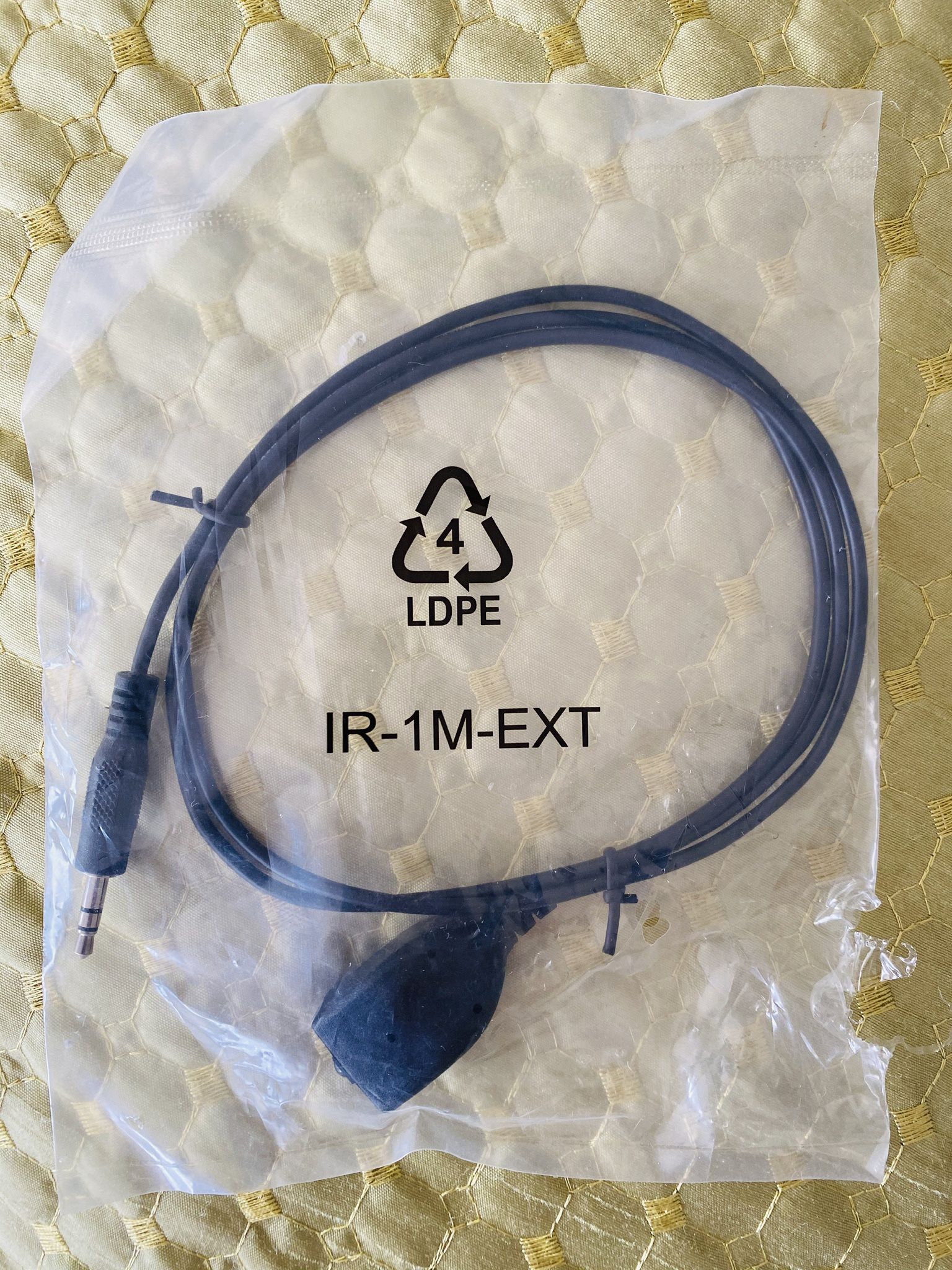IR-1M-EXT. High quality infra red extension cable. Good for digital HD DVR. Brand new. Still sealed in original packaging.