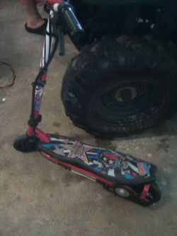 Razor electric scooter$50