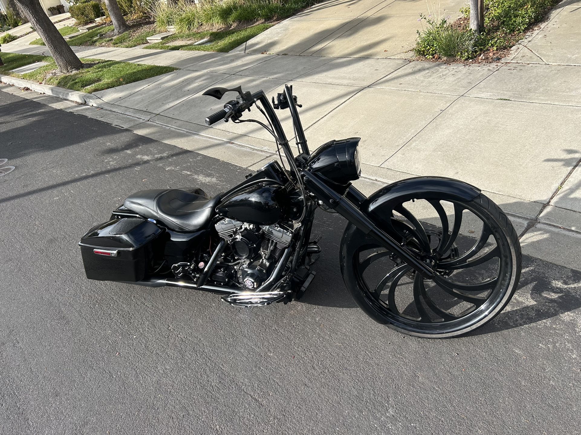 2024 built Harley Davidson Road king custom