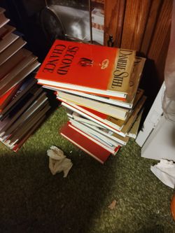 Danielle Steel Hardback And Paper Back Books