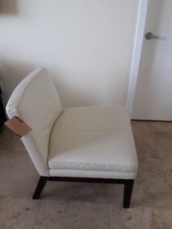 WEST ELM LEATHER MIDCENTURY IVORY CHAIR