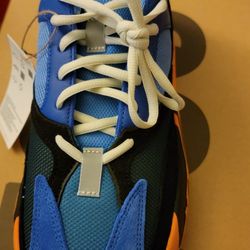Yeezy 700 Brighr Blue Mens 10.5 Brand New 
