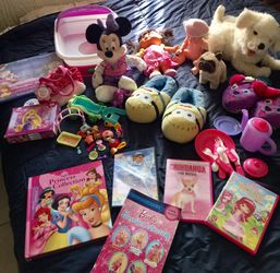 TOYS L/BOOKS/MOVIES/SHOES