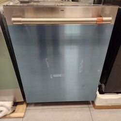 Amazing Cafe 24 Inch Smart Stainless Steel Dishwasher M#CDT845P2NS1