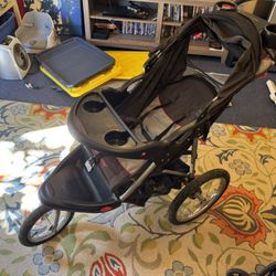 Jogger stroller