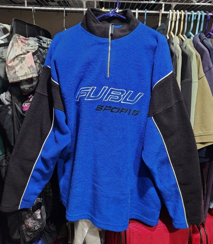Vintage Retro Fubu Sports Big Logo Y2K Fleece Jacket Pullover Sweater Long-Sleeved 1/2 Zipper with collar.
Size LARGE. Garment has NO pockets!!!