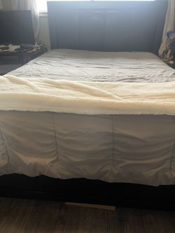 Bed Room Set