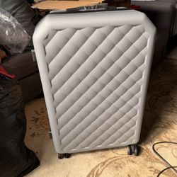 Hard Shell Rolling Suitcase – Lightweight Spinner Luggage 