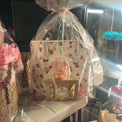 Kate Spade Valentine Day Gift 