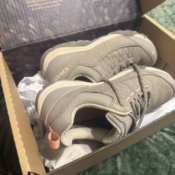 Oboz Hiking Boots