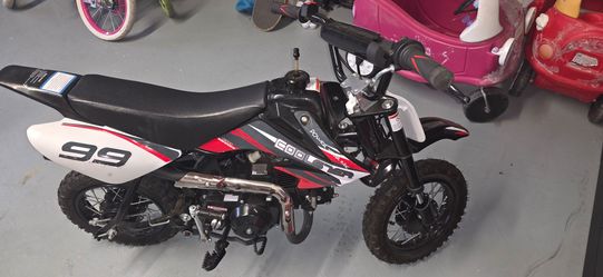 70 CC dirtbike plus all gear