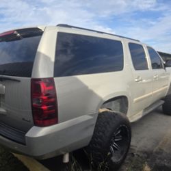 2007 Chevy Surburban 