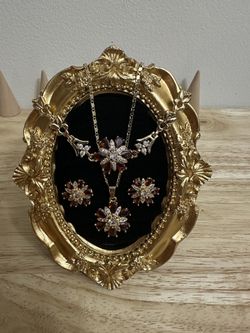 Luxurious 14k Gold Tone 4‑Piece Jewelry Set ✨ Perfect for Valentine’s