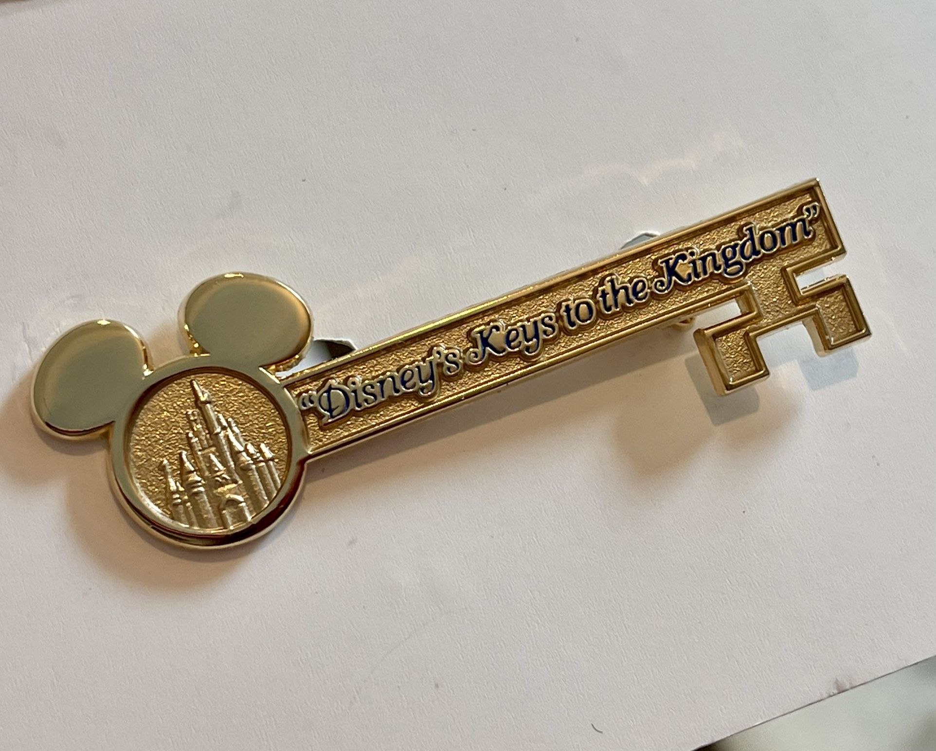 Disney World Pin Keys To The Magic Kingdom Tour Exclusive Castle Mickey Mouse
