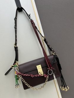Soft Sound Shoulder Small