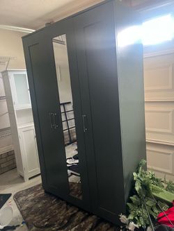 Clothing wardrobe