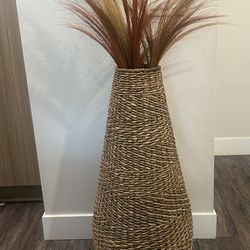 Wicker basket vase