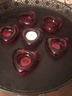 Heart shape chunky tea light candle holder in red