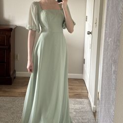 Elegant Sage Green Dress In X-Small