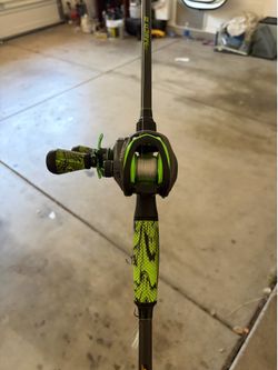 Lew’s bait caster