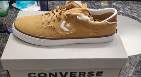 Converse louie lopez