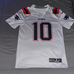 Mac Jones New England Patriots Jersey Size Small
