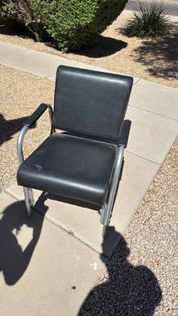 Shampoo Chair