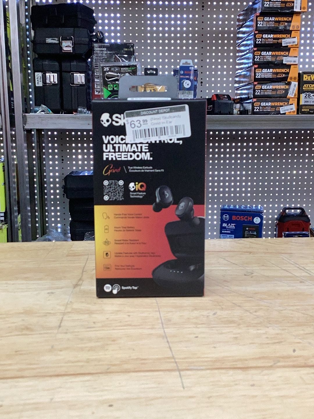 Skullcandy Grind In-Ear True Wireless Stereo Bluetooth Earbuds with Microphone in True Black