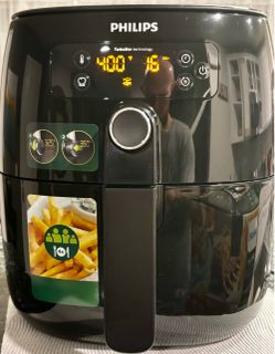 The Philips Airfryer HD9641 Avance Collection TurboStar