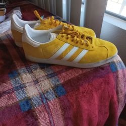 Adidas 10 1/2