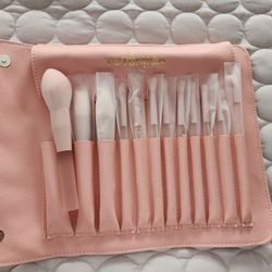 Totemica Makeup Brushes
