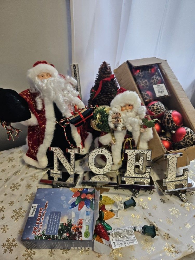 Christmas Decorations $10 Each Or All For $40