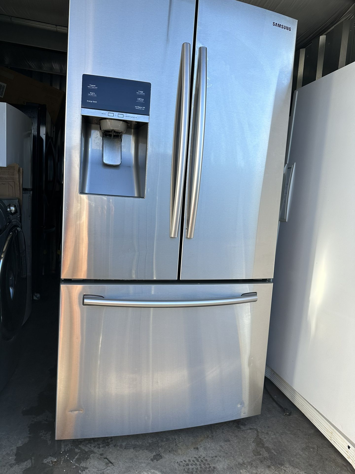 SAMSUNG REFRIGERATOR for Sale in Springfield, MA - OfferUp