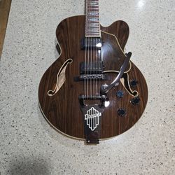 Ibanez Artcore AFS85T-NT 