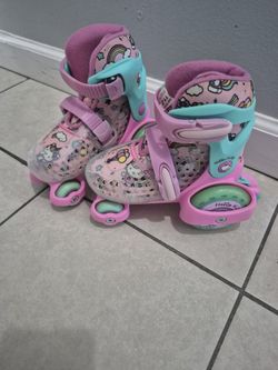 Hello KITTY skates Size J11-2
