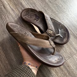 Olukai Pu’ali Brown Men’s Size 11 US 44 Thong Sandals Flip flop