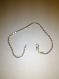 Ladies size 8 Sterling Silver bracelet