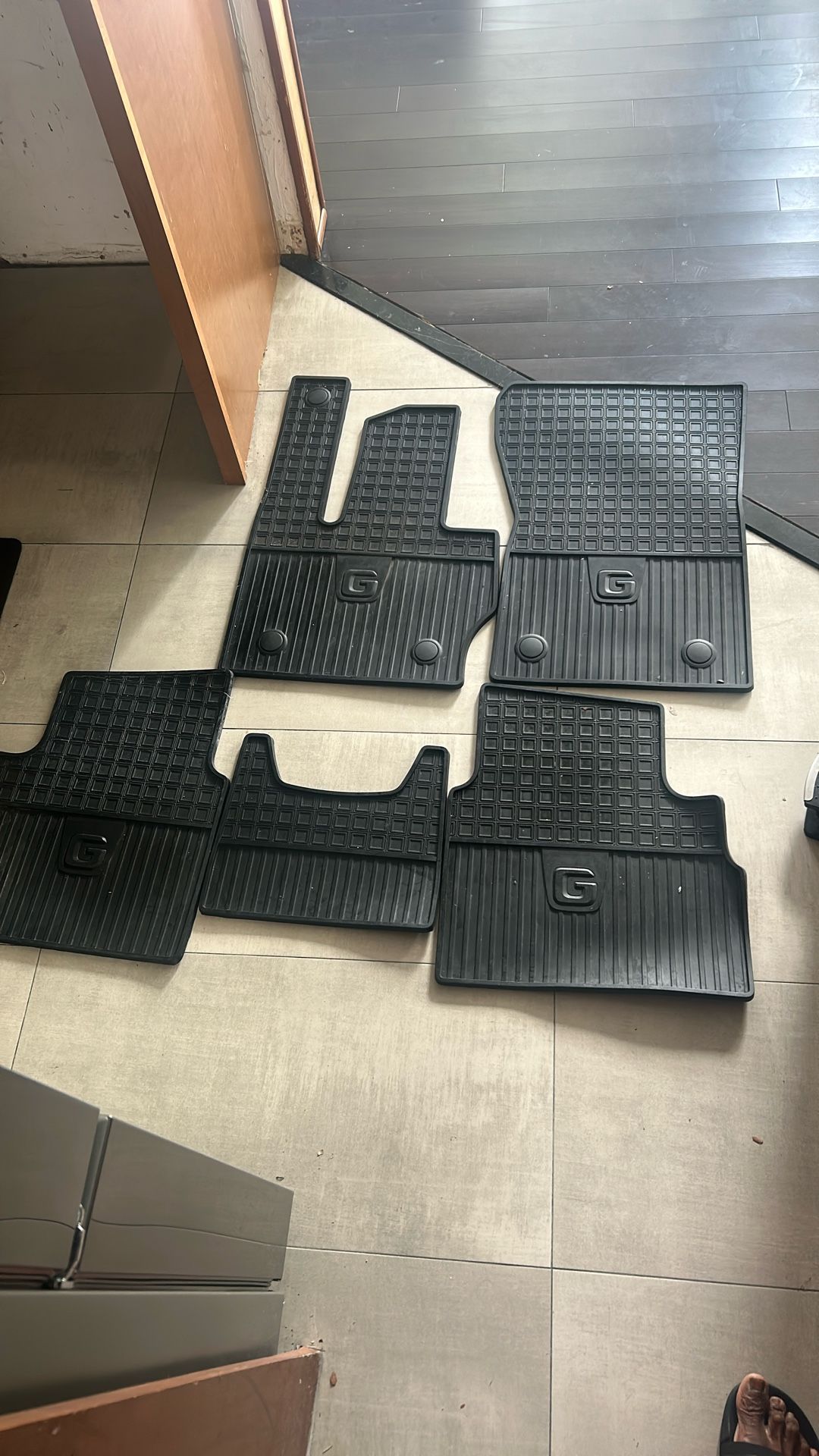 Set Of Mercedes Benz G63 Mats