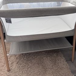 Baby crib