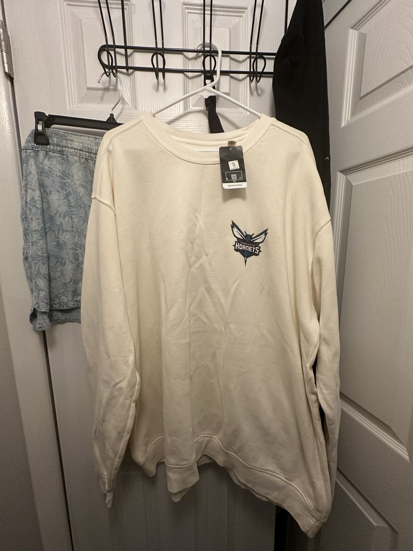 New Charlotte Hornets Beige Sweatshirt 