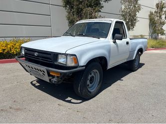 1992 Toyota Pickup on offerup