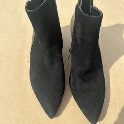 Bandolino Women's Wishstar Black Suede Print Leather Cone Heel Ankle Booties Size 8