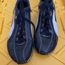 PUMA Tennis Shoes: Size 8 