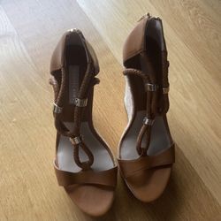 Michael Kors Rope Wedge Sandals Size 38. Excellent condition new with out tag